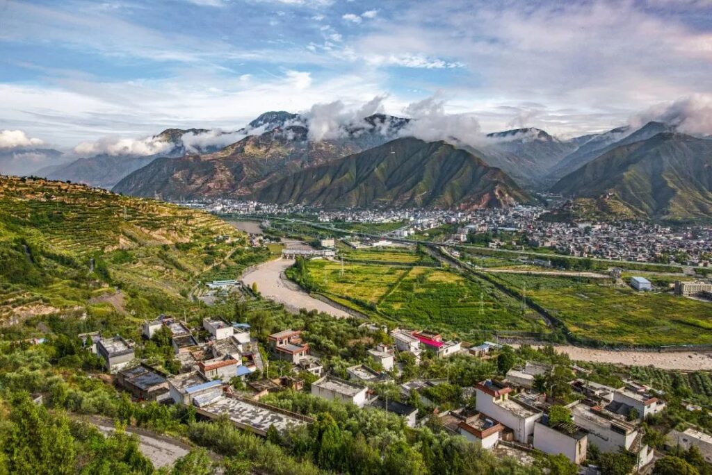 Tianchi Lake, Wen County, Gansu