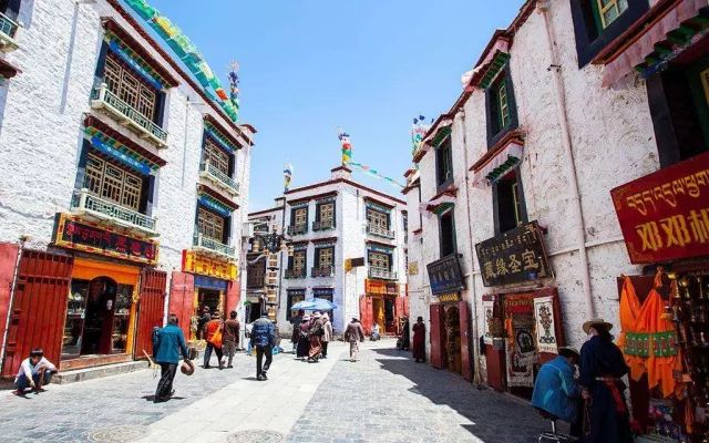 Lhasa Travel Guide