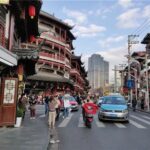 Master the Art of Capturing Shanghai’s City God Temple Without the Crowds in Just 2 Minutes!