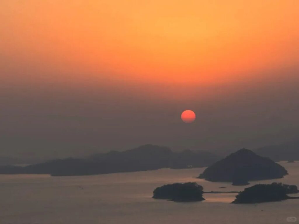 Hangzhou's Thousand Island Lake