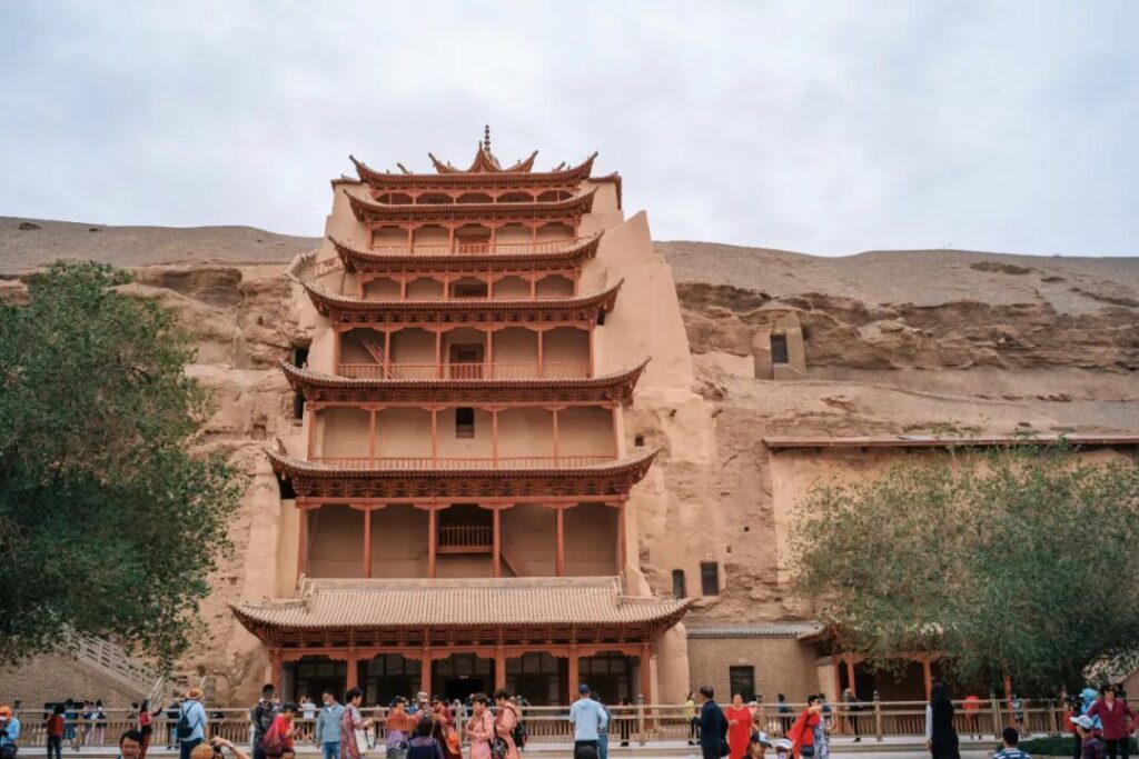 Dunhuang Travel