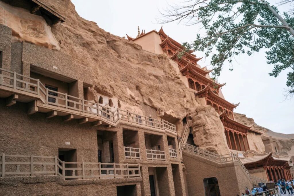 Dunhuang Travel