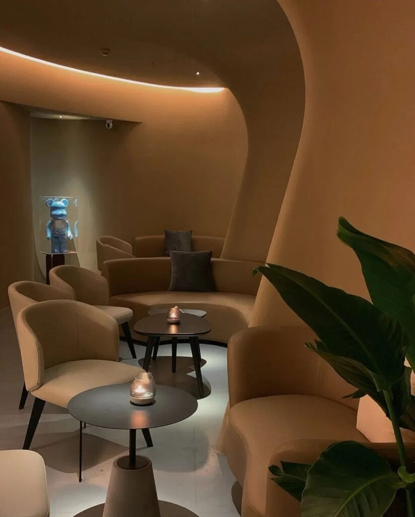 Shanghai Lounges