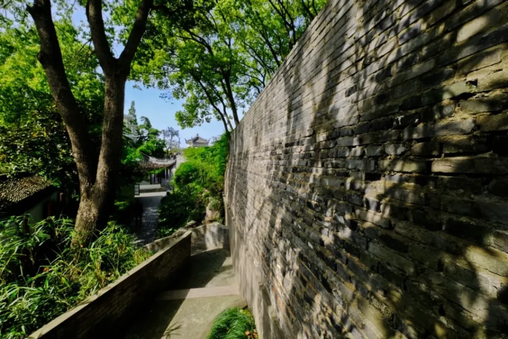 Chuansha Ancient City Wall Park