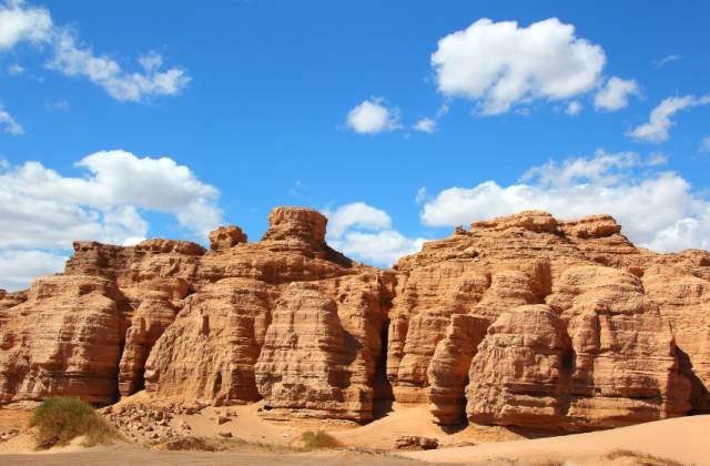 White Dragon Mound Yardang Landscape