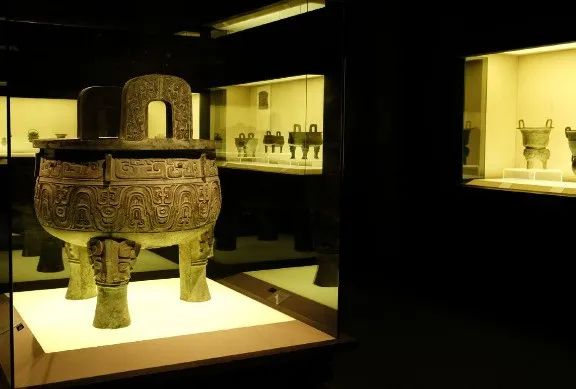 Shanghai Museum Ancient Chinese Bronze Gallery