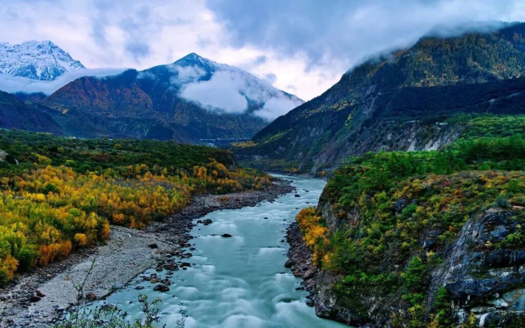 Yarlung Tsangpo Grand Canyon