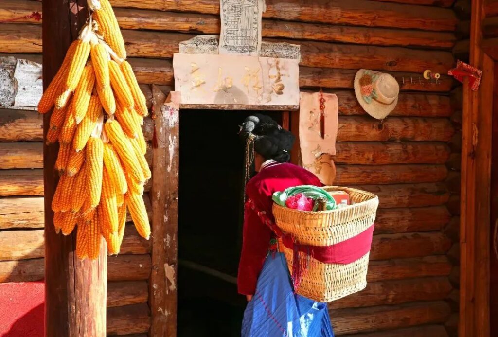 Lugu Lake