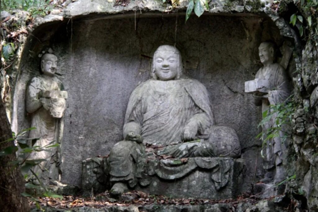 Ancient Stone Cave Art Feilai Peak Hangzhou