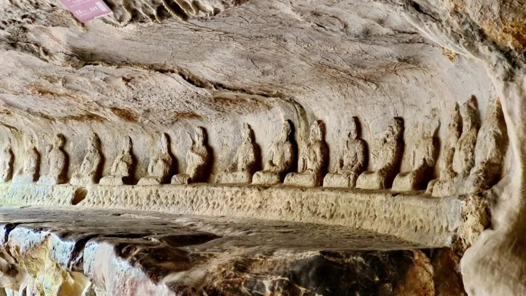 Ancient Stone Cave Art Feilai Peak Hangzhou