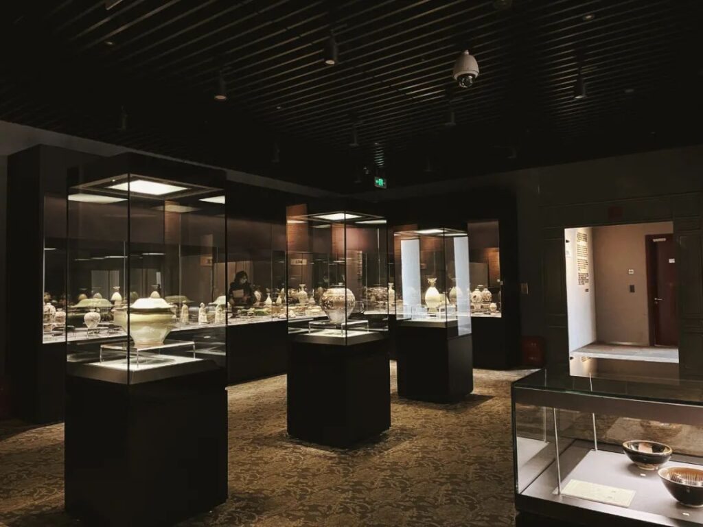 Shanghai Guanfu Museum