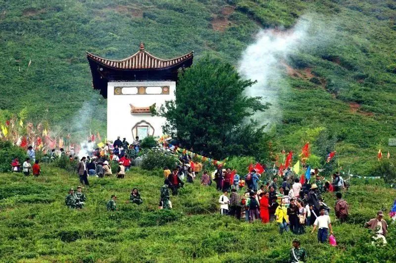 Lugu Lake