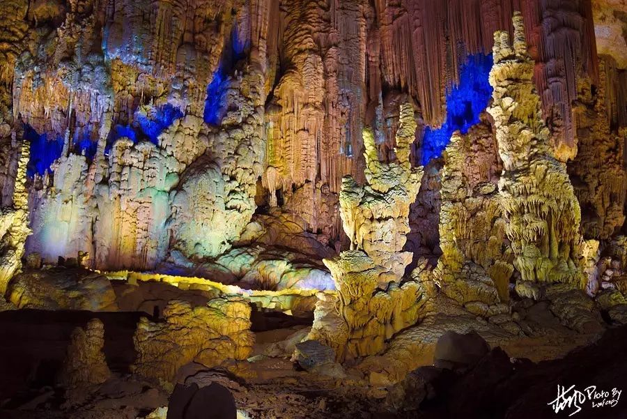 Zhijin Cave  China's Six Most Beautiful Tourist Caves