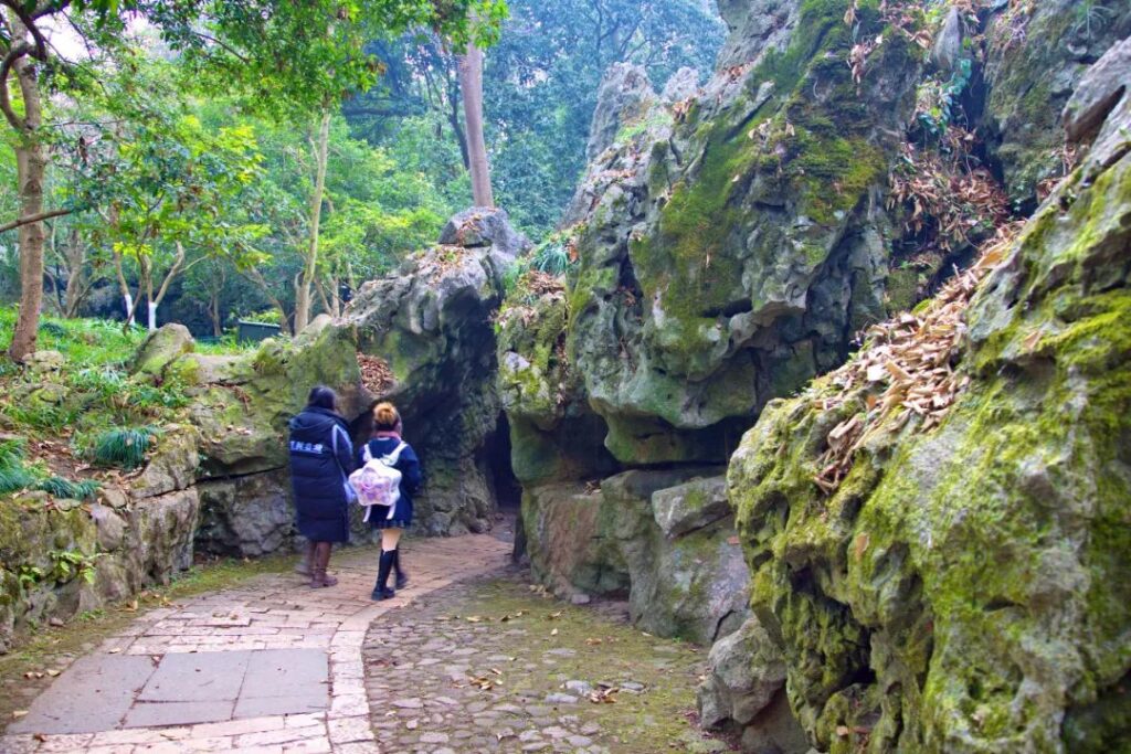 Ancient Stone Cave Art Feilai Peak Hangzhou