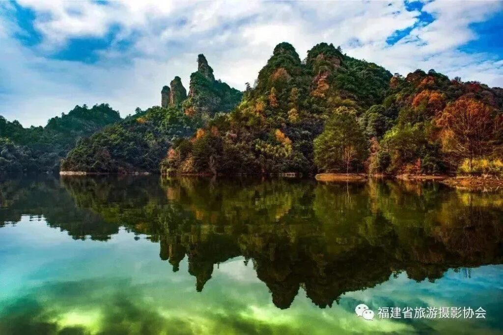 Taining's Dajin Lake