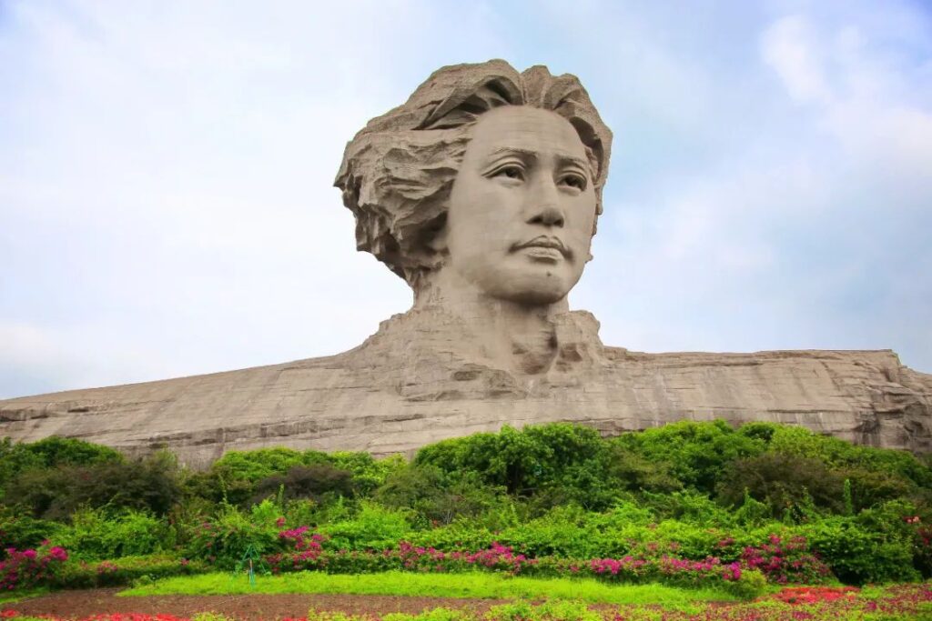 Juzi Island: The Emerald Ribbon Floating on the Xiangjiang River in Changsha