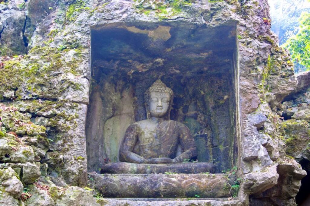 Ancient Stone Cave Art Feilai Peak Hangzhou