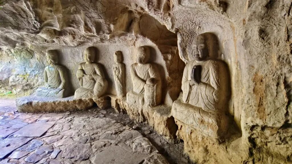 Ancient Stone Cave Art Feilai Peak Hangzhou