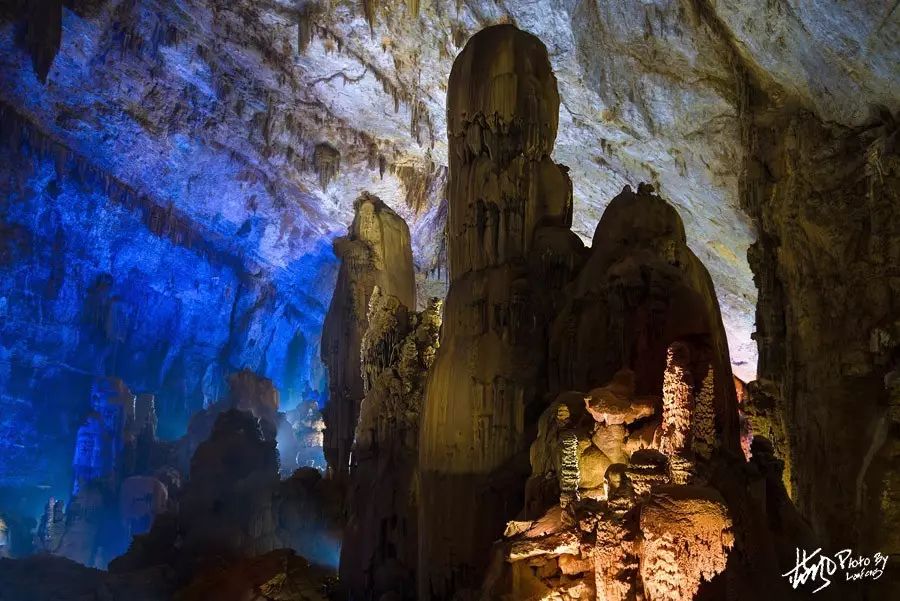 Zhijin Cave  China's Six Most Beautiful Tourist Caves