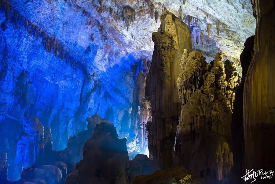 Zhijin Cave  China's Six Most Beautiful Tourist Caves