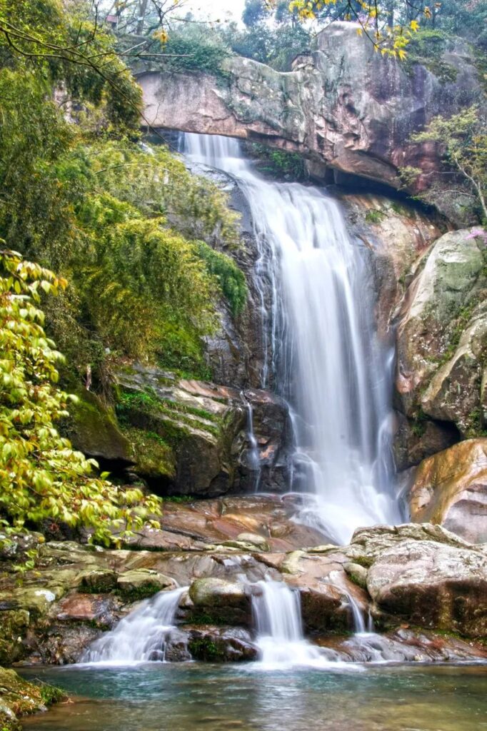 Tiantai Mountain Waterfall