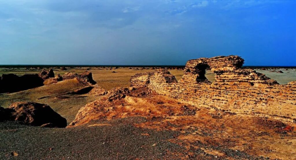 Taklamakan China's Largest Desert