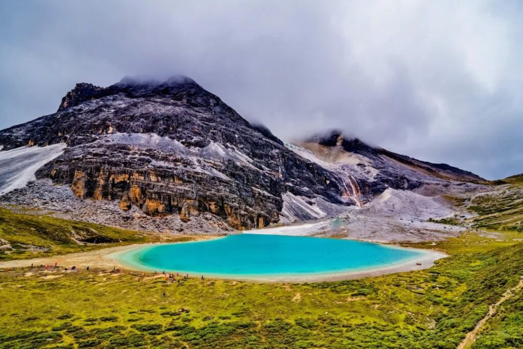 Daocheng Yading