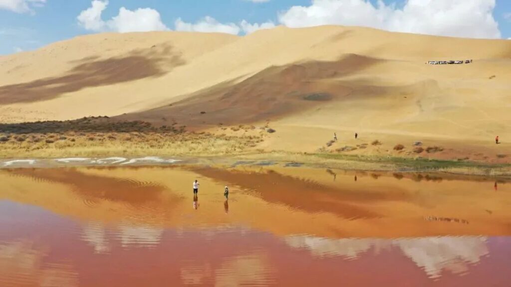 Badain Jaran China's Desert