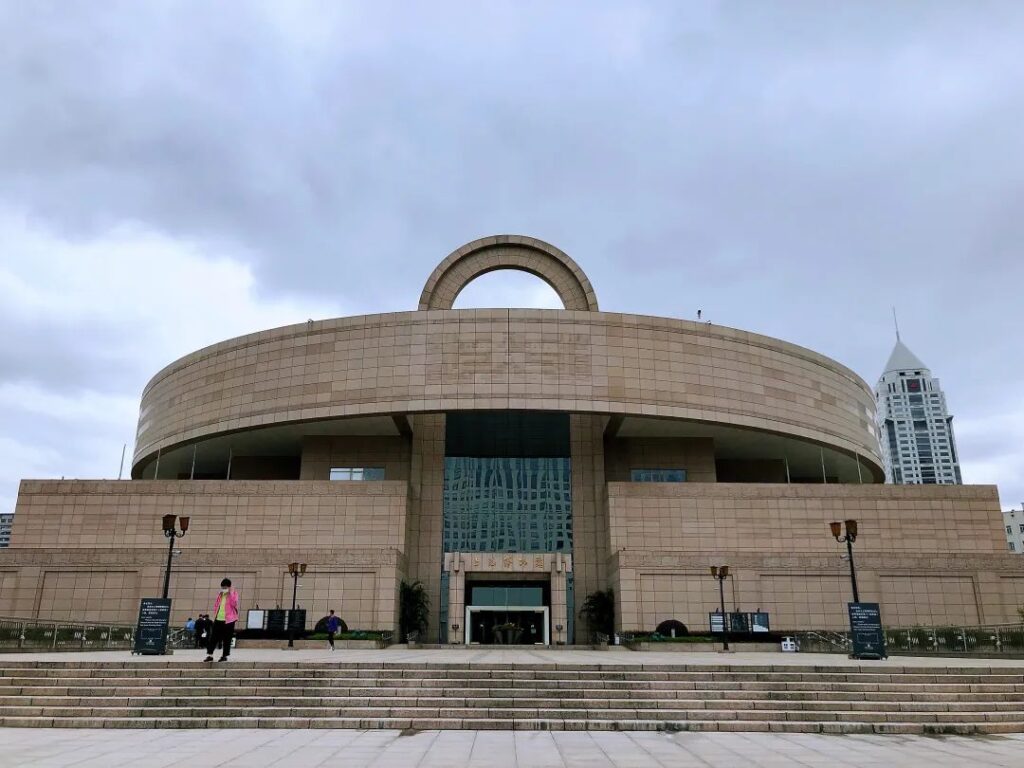 Shanghai Museum 