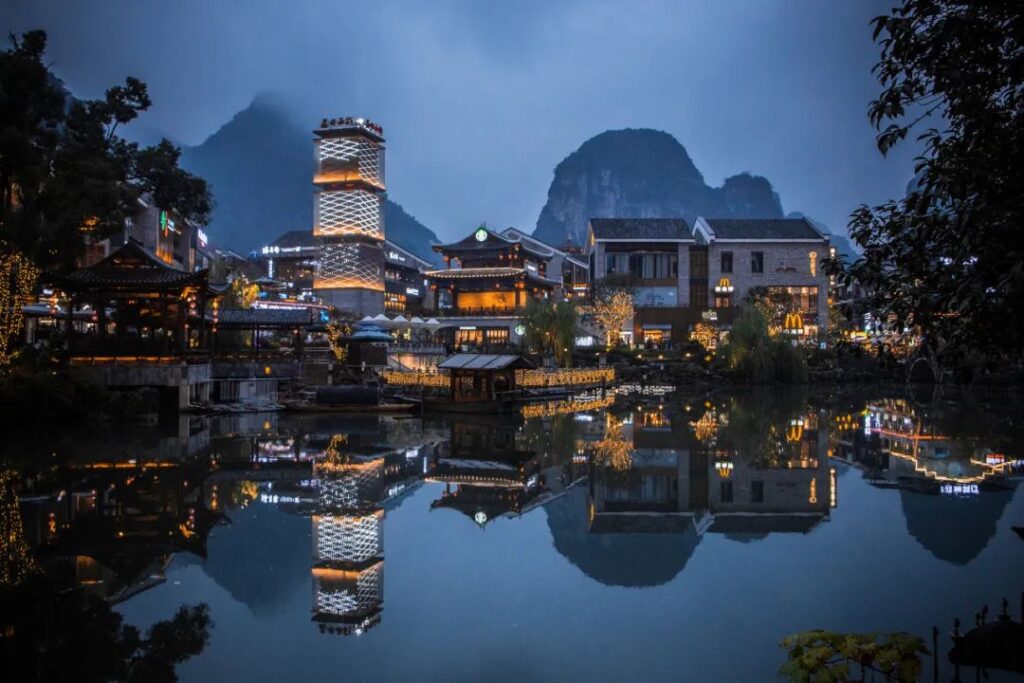 The Ultimate Guide to Guilin and Yangshuo: Discover the Breathtaking Scenery Without a Tour Guide