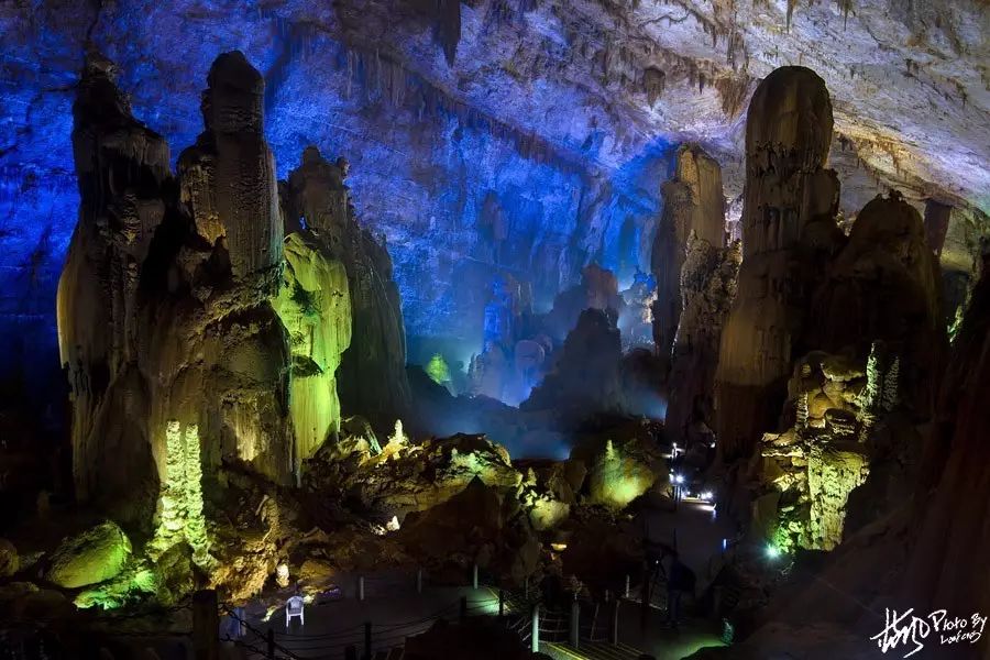 Zhijin Cave  China's Six Most Beautiful Tourist Caves