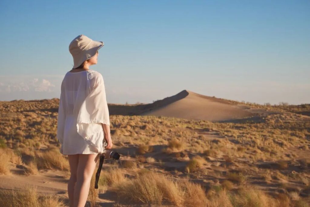 Gurbantunggut Desert: China’s Second Largest Desert – A Hidden Gem Among China’s Five Most Beautiful Deserts