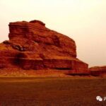 Sanlong Sha: A Fleet of Stone Ships Sailing the Gobi – One of China’s Three Most Beautiful Yardangs