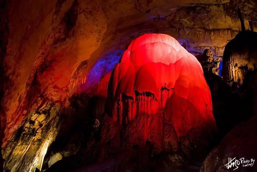 Zhijin Cave  China's Six Most Beautiful Tourist Caves