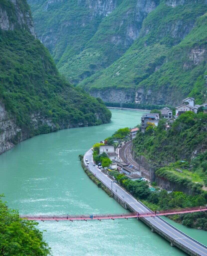 Dadu River's Jinkou Grand Canyon: One of China's Top 10 Most Beautiful Canyons