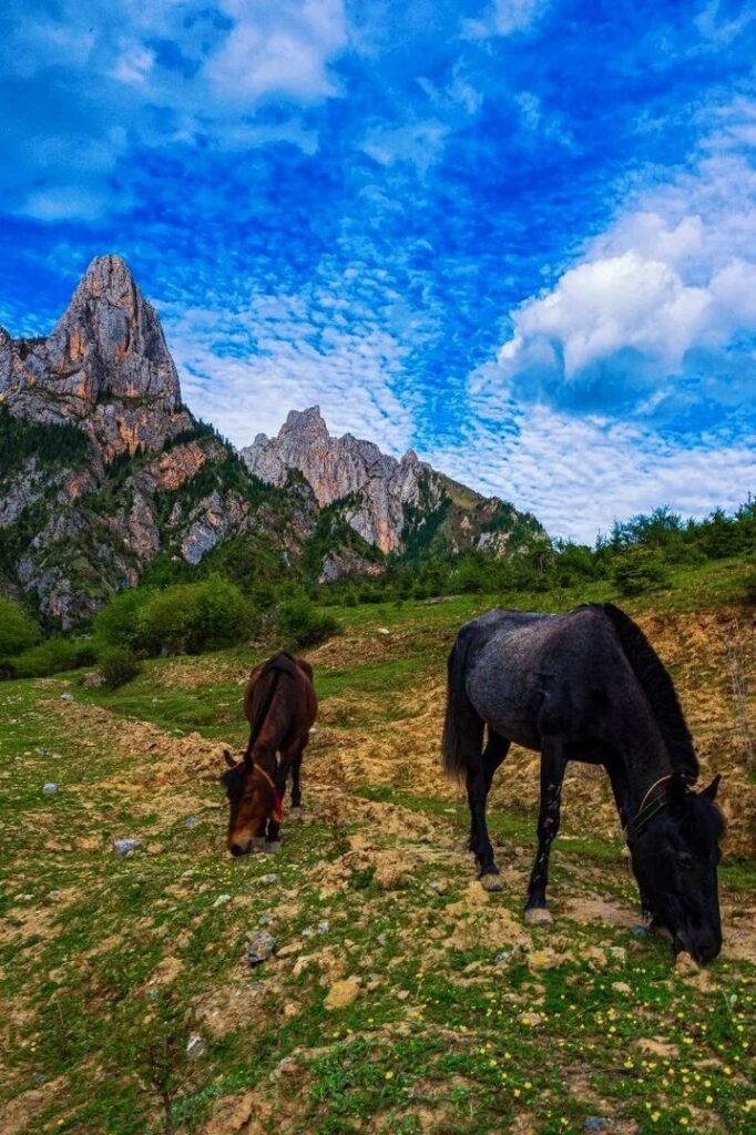 Rock's Road China's Most Breathtaking 100km