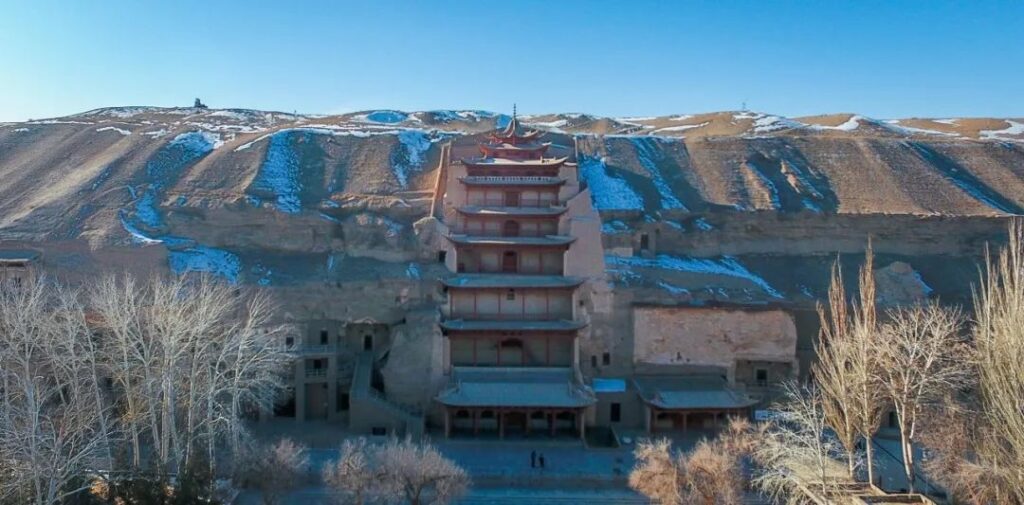 Dunhuang Travel