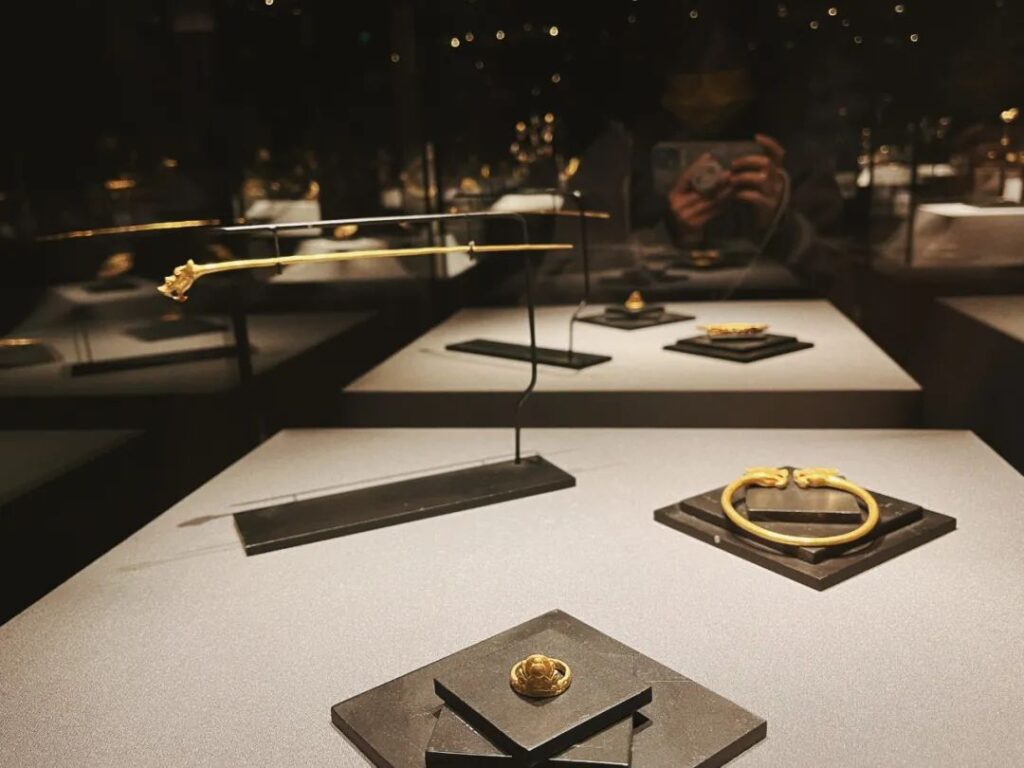 Shanghai Guanfu Museum