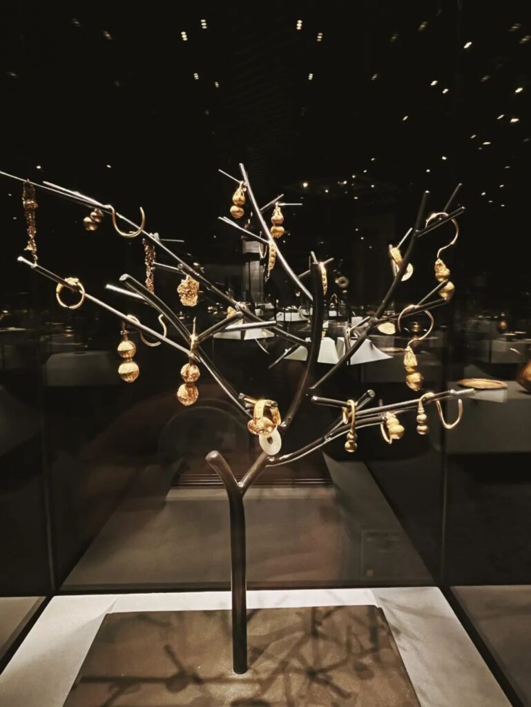 Shanghai Guanfu Museum