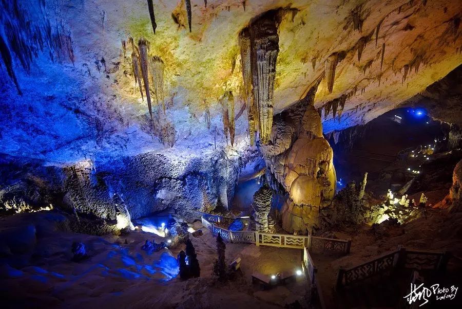 Zhijin Cave  China's Six Most Beautiful Tourist Caves