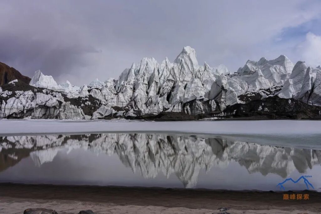 Reflection of the ice tower forest ↑