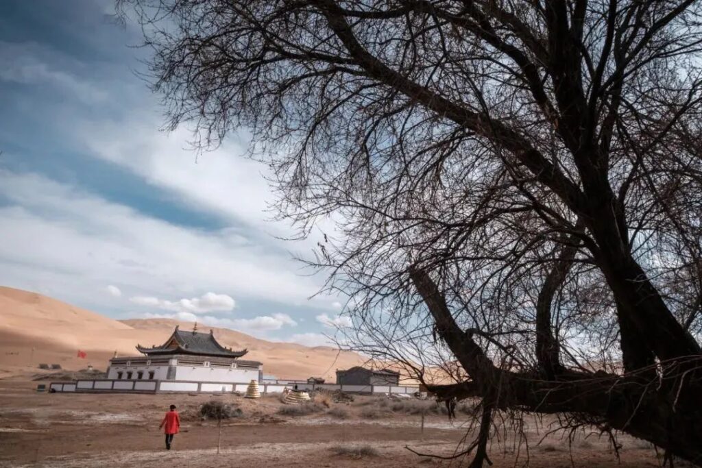 Badain Jaran China's Desert