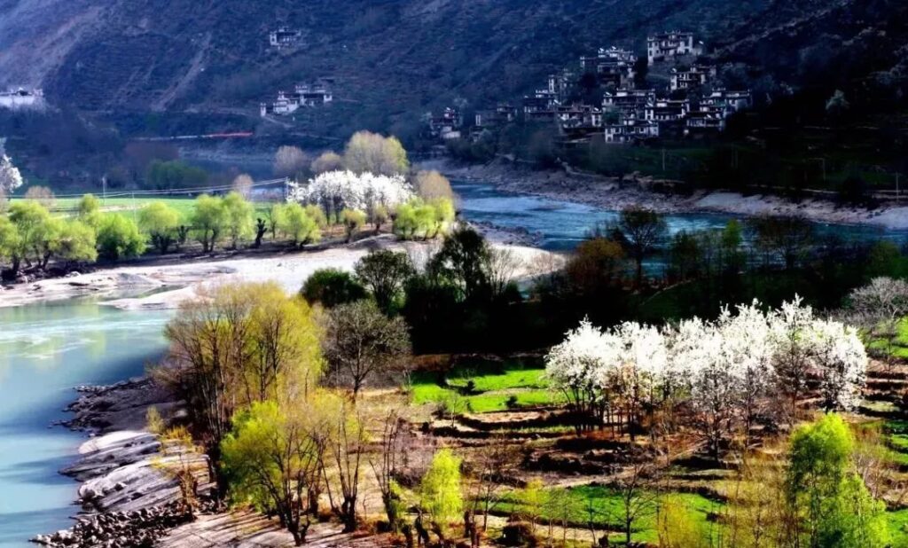 Danba Tibetan Village China's Hidden Village