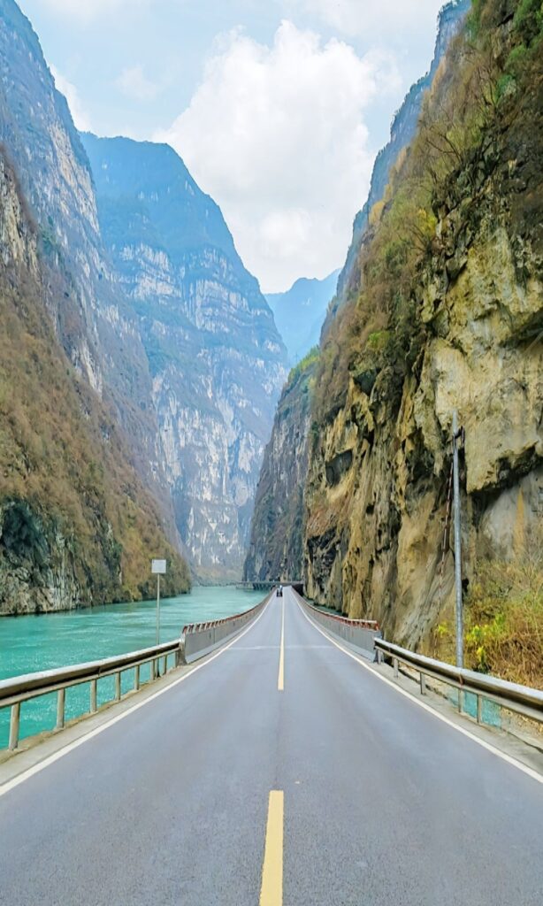 Dadu River's Jinkou Grand Canyon: One of China's Top 10 Most Beautiful Canyons