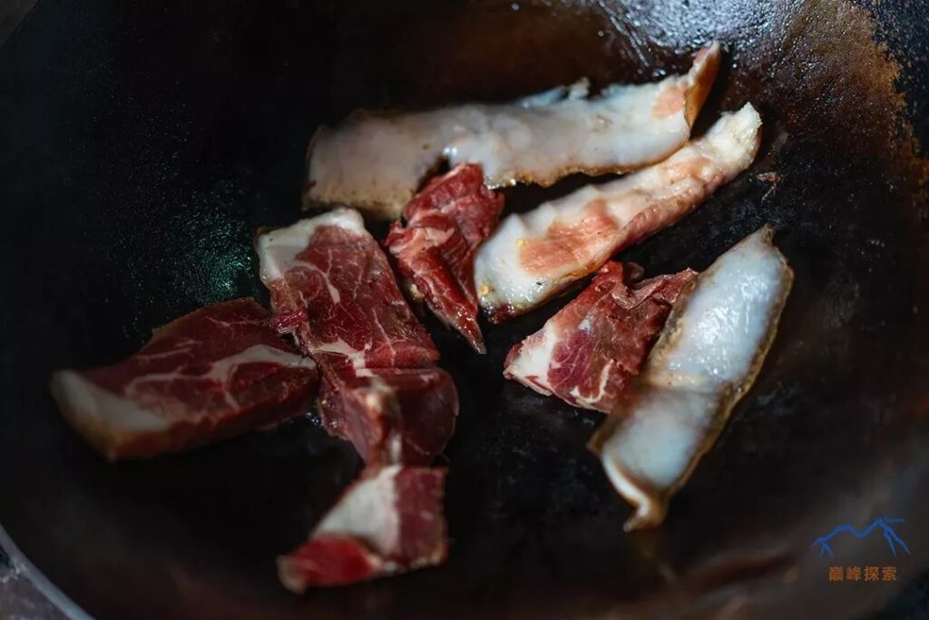 Pan-Fried Fresh Pork↑