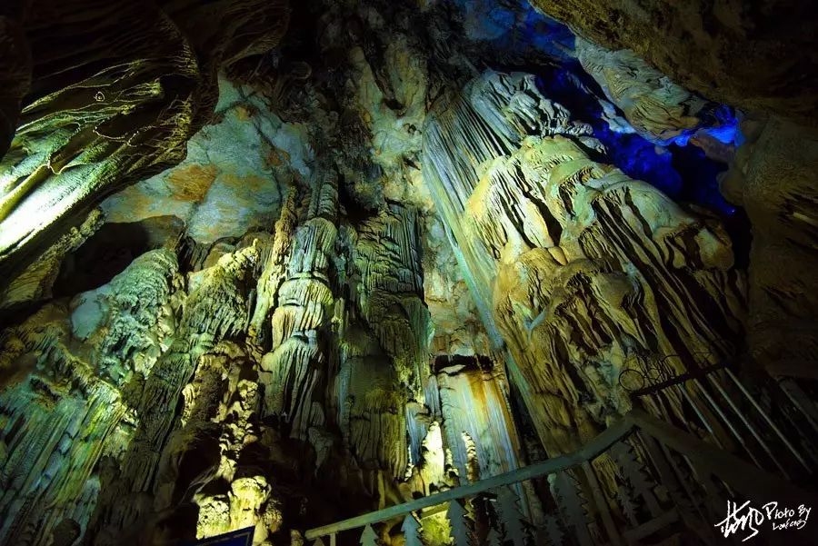 Zhijin Cave  China's Six Most Beautiful Tourist Caves