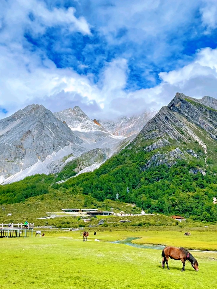 Daocheng Yading