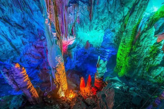 Furong Cave China's Caves