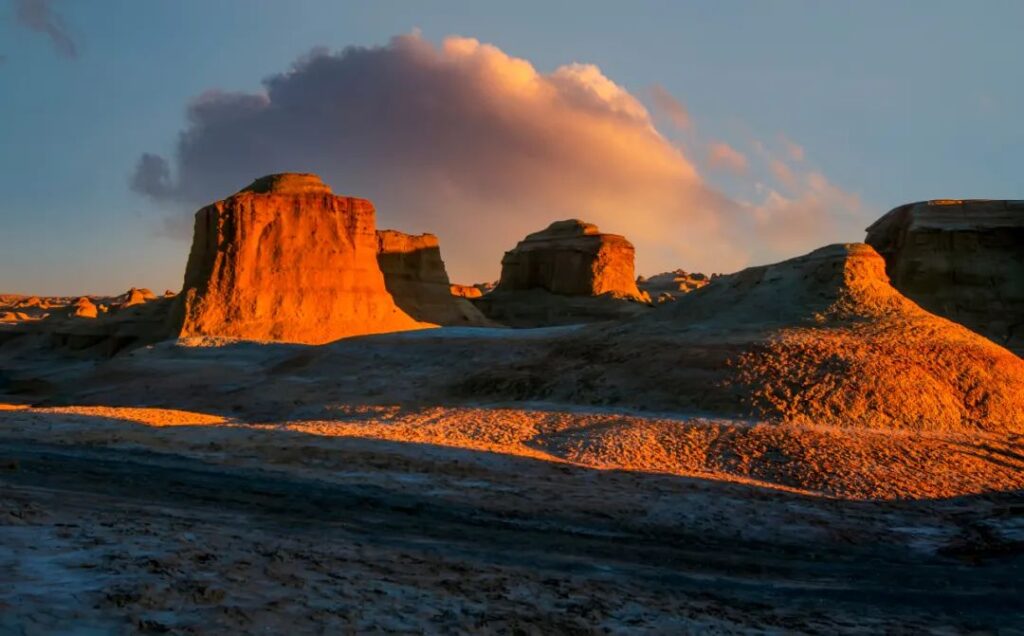 Urho Ghost City: A Breathtaking Journey Through China’s Most Beautiful Yardang Landscape