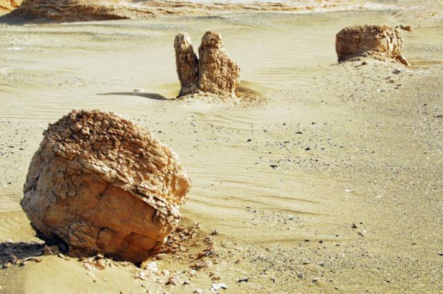 White Dragon Mound Yardang Landscape